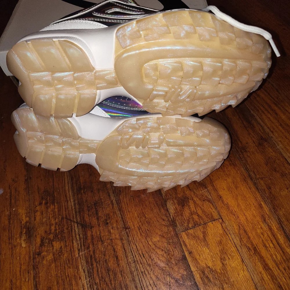 Fila Women's Holographic Sneakers - Silver and White - Picture 5 of 10